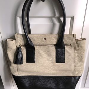 ♠️Kate Spade Tote♠️ Just perfect!